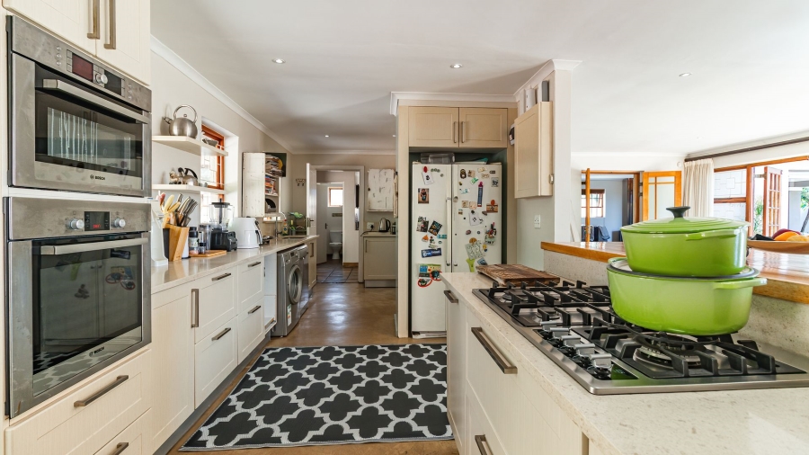 5 Bedroom Property for Sale in Miramar Eastern Cape